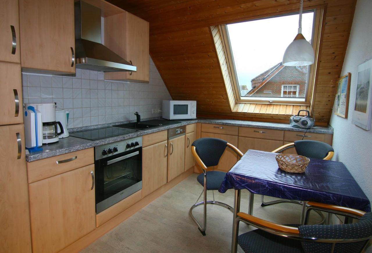 Haus Emken Apartment Neuharlingersiel Bagian luar foto
